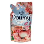 Downy Peach Blossom Fabric Softener Refill 470ml front view